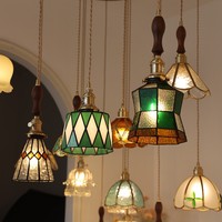 Applique murale en laiton de style français rétro, soudée à la main, style américain, avec vitrail coloré, et suspension LED en forme de ligne