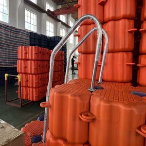 Puente flotante <span class=keywords><strong>de</strong></span> plástico Flotadores <span class=keywords><strong>de</strong></span> pontones Muelle flotante modular Jet Ski Jetty Fácil <span class=keywords><strong>de</strong></span> instalar - Product Image 5