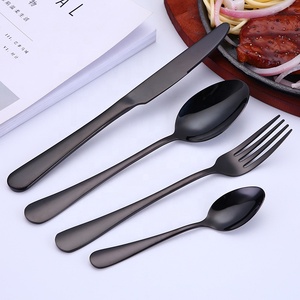 Cubiertos de Acero Inoxidable 304 Negro, Juego de Cubiertos de Lujo de <span class=keywords><strong>24</strong></span> <span class=keywords><strong>Piezas</strong></span>, Utensilios Reutilizables Dorados, Cuchara y Tenedor, Juego de Cubiertos de <span class=keywords><strong>24</strong></span> <span class=keywords><strong>Piezas</strong></span> en Caja de Regalo - Product Image 6