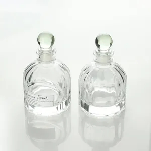 OEM豪华家居装饰装饰独特香精油香水玻璃瓶藤条芦苇扩散器玻璃瓶
