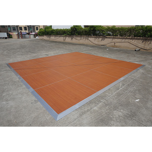 Piste de danse modulaire portable en contreplaqué, finition bois brillant, pour événements - Product Image 3