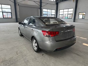 <span class=keywords><strong>La</strong></span> voiture d'occasion <span class=keywords><strong>la</strong></span> <span class=keywords><strong>moins</strong></span> chère en Chine : <span class=keywords><strong>Kia</strong></span> Forte 2009 2012 2013 2014, berline d'occasion à essence à vendre - Product Image 6