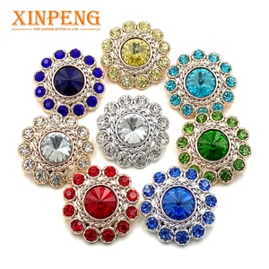 Trung Quốc Nút Thủy Tinh Kích Thước Lớn Shank Flower Rhinestone Số Lượng Lớn Nút - Product Image 6