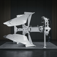 Charrue à socs profondes réversible série Pioneer à moteur diesel, avec double vérin hydraulique et roulement à billes pour un labourage stable du sol