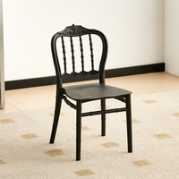 Chaise d'enfant empilable personnalisée en résine PP bleue, blanche et rose, chaise de fête Chiavari pour enfants
