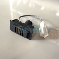 Sensor Suhu Interior Kabin OE YG1671821000+011 untuk Suku Cadang Listrik AC Truk Sinotruk HOWO Sitrak