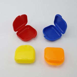 Estuche portátil para dentaduras postizas Lk-410, estuche de plástico para almacenamiento oral para adultos, tamaño grande para el cuidado de las dentaduras postizas - Product Image 2