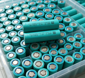 <span class=keywords><strong>Batterie</strong></span> cylindrique rechargeable au lithium-ion 3,7 V 21700, 4000 mAh, 4400 mAh, <span class=keywords><strong>pour</strong></span> <span class=keywords><strong>vélo</strong></span> <span class=keywords><strong>électrique</strong></span>, pack <span class=keywords><strong>d</strong></span>'alimentation DIY, stockage <span class=keywords><strong>d</strong></span>'énergie 1200 - Product Image 3