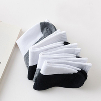 Chaussettes d'école personnalisées en gros pour étudiants, chaussettes en coton pour enfants, chaussettes d'école blanches pour filles