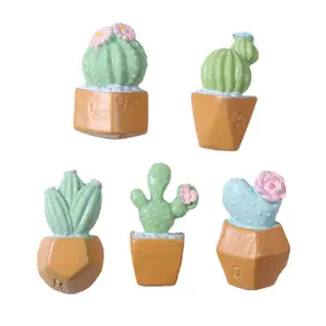 Yiwu cactus design de batte verde, bonito cactus verde resina cabochões geladeira ímã acessórios de peça