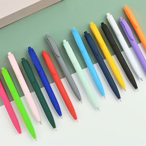 Stylos scolaires personnalisés en plastique imprimé, bon marché, avec logo sur mesure, vente en gros de papeterie - Product Image 3