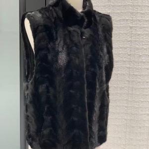 Gilet in Vera Pelliccia di <span class=keywords><strong>Visone</strong></span> Nero Naturale con Collo Alto, Gilet Termico Invernale in Vera Pelliccia per Donna - Product Image 2