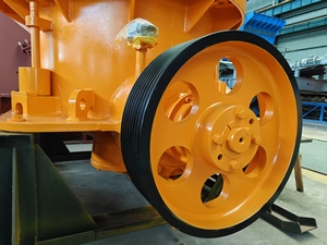 50-100T/H 3 chân nhỏ symons Máy Nghiền hình nón pyb900 loại lò xo Máy Nghiền - Product Image 5