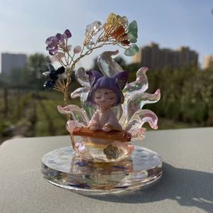 ของตกแต่งเฟิงสุ่ยคริสตัลธรรมชาติขายส่ง รูปปั้นจิ้งจอกเก้าหางนางฟ้าตัวเล็กทำจากเรซิ่น ต้นไม้เงินเจ็ดจักระ - Product Image 3