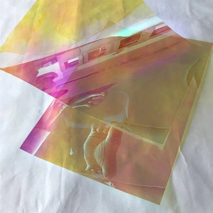 <span class=keywords><strong>Film</strong></span> iridescent Royal Red <span class=keywords><strong>Blaze</strong></span> Type 22 microns pour l'emballage et la décoration - Product Image 6