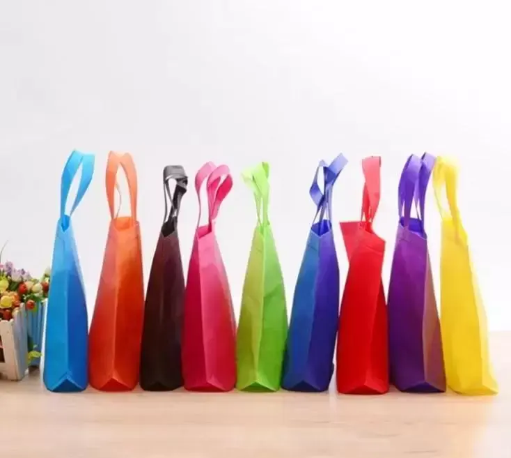 カスタム不織布折りたたみショッピングバッグ再利用可能なPPラミネート不織布ショッピングトートバッグ