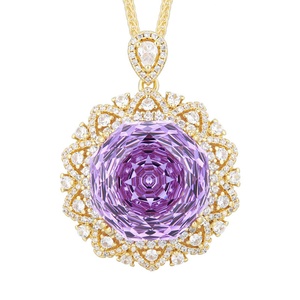 Cadena de Eslabones Clásica Chapada en Oro con Circonita Cúbica Morada de 18 mm y Colgante de Girasol, Ecológica y Antideslustre, para Uso Diario - Product Image 1