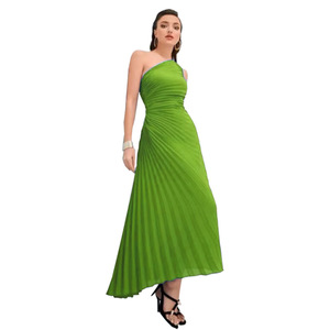 Jupe asymétrique plissée à épaule dénudée pour femme Rc3128 – Nouvelle collection, offre spéciale - Product Image 3