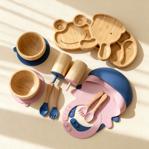 Set per lo Svezzamento con Bavaglini Leggeri e Comodi, Contenitore Impermeabile per Snack, Ciotola in Legno e Cucchiaio in Silicone con Bordi Lisci - Product Image 3