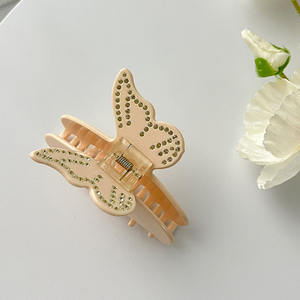 Pinces à cheveux papillon en cristal brillant à la mode coréenne outils de coiffure en plastique doux pour femmes filles coiffure à usage quotidien - Product Image 6