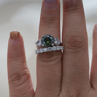 Perhiasan Moissanite Berwarna VVS GRA 7CT Potongan Bulat Perak Sterling S925 Mewah, Set Cincin Tunangan Moissanite untuk Wanita