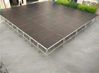 Système de scène modulaire portable et pliable en alliage d'aluminium avec une capacité de charge de 800 kg pour la location d'événements, de concerts et de mariages