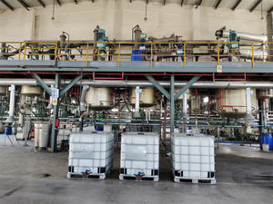 Endurecedores de isocianato alifático Agentes de puente Catalizadores Agente de curado a base de agua para agente auxiliar químico a base de agua - Product Image 4