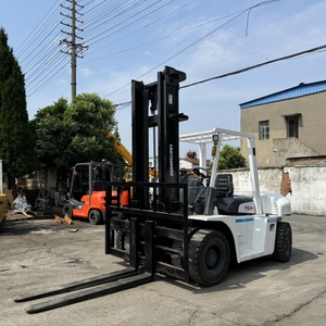 High Quality 7 Ton 5 Ton 3 Ton TCM FD70 FD50 FD30 Diesel <b>Forklift</b> Three Stage Mast Japan Made Used for Sale - Product Image 1