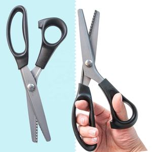 <span class=keywords><strong>Tijeras</strong></span> <span class=keywords><strong>dentadas</strong></span> de tela de acero inoxidable, empuñaduras cómodas, manualidades, corte en zigzag, <span class=keywords><strong>tijeras</strong></span> de <span class=keywords><strong>costura</strong></span>, confección profesional de mano - Product Image 4