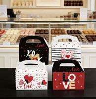 Boîtes à poignée en carton faites à la main sur le thème de l'amour, pour cadeaux, biscuits, faveurs, emballage de bonbons, décoration de fête de la Saint-Valentin