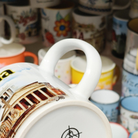 Tasse à café en céramique souvenir personnalisée Roma avec impression de monuments italiens Tasse cadeau de voyage en gros pour la promotion et la vente au détail