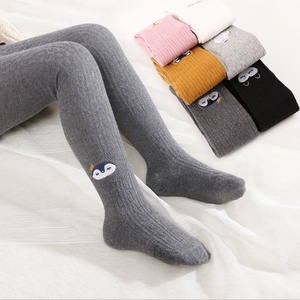 Coton dessin animé brodé bébé collants leggings dans une variété de styles - Product Image 1