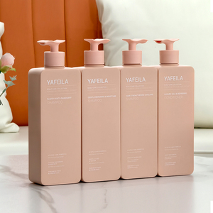 Set Professionale Personalizzato per Salone: Shampoo e Balsamo al Rosmarino con Cheratina Idrolizzata Naturale Antiforfora per la Cura dei Capelli con il Mio Logo - Product Image 1