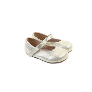 Conceptions de vente en gros de chaussures habillées formelles en cuir chaussures plates raffinées durables pour enfants de différentes couleurs - Product Image 1