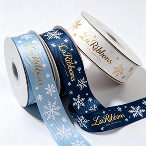 Cinta de Grosgrain Personalizada con Patrón de Copos de Nieve Dorados, Cinta de Poliéster para Envolver Regalos Navideños, Rollo al por Mayor - Product Image 5