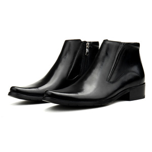 Bottes à bout pointu pour homme de style italien, bottes de travail élégantes pour l'extérieur, bottes de <span class=keywords><strong>moto</strong></span> en cuir de vache antidérapantes pour homme - Product Image 1