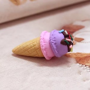 Venta caliente Linda forma de helado Multi colores Pretty Mini Food 3D Kawaii Polymer Clay Charms para decoración artesanal DIY Beads - Product Image 3