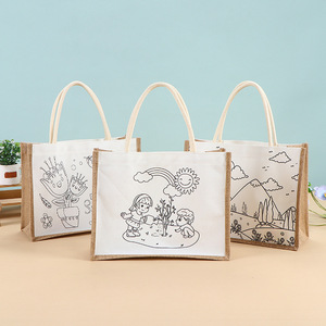 Sac fourre-tout en toile pour enfants Li Shuang, style patchwork graffiti blanc, personnalisable pour les cours de soutien scolaire et le shopping - Product Image 1
