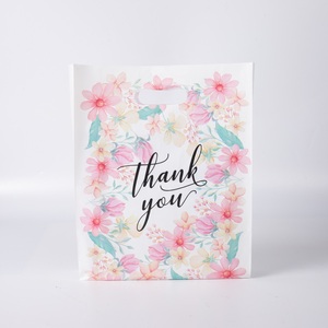 Customised Boutique Plastic Shopping Bag Recyclable Die Cut Handle Retail Plastic Packaging Bags With Logo Printing For Business
