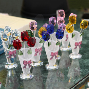 Dartz Crystal <b>Vase</b> With Three <b>Small</b> Roses Glass Tabletop Wedding Favor Artistic Decorative Item - Product Image 3