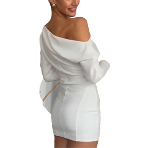 เดรสยาวแขนยาวรัดรูปสีพื้นแบบใหม่ขายส่ง ดีไซน์เก๋ไก๋แบบไหล่เดียว  สำหรับผู้หญิง แฟชั่นทันสมัย - Product Image 2