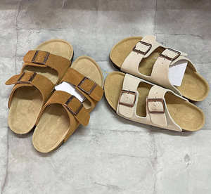 Birkenstocks Sabots légers en liège unisexes Sandales d'été plates à bout fermé avec broderie en cuir véritable pour hommes et femmes - Product Image 6