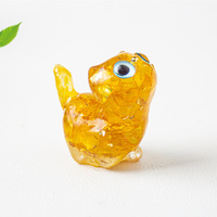 Figurine de chaton mignon et compact en résine époxy avec gravier de cristal naturel, thème animal, accessoire de bureau décoratif et cadeau