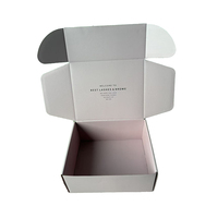 Boîtes d'expédition de vêtements en carton ondulé avec impression de logo de marque personnalisée
