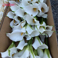 Dalian Chermy DC133 – Nouvelle fleur décorative populaire pour mariage, lys calla artificiel en EVA, toucher réel, blanc, pour la fête des mères