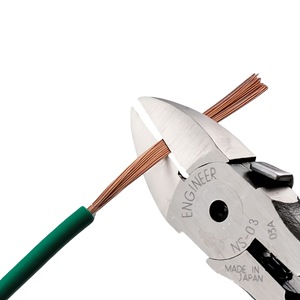 Pince électronique Engineer NS-03 à bec fin de 1/8 po avec ressort, fabriquée au Japon - Product Image 1