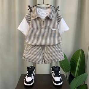 Completo Estivo Trendy per Bambino in Velluto a Coste con Pelo di Coniglio, Stile Western, Pantaloncini a Righe, Nuova Collezione 2026 - Product Image 3