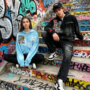 Sudadera con Capucha Unisex de Fabricante de Ropa Urbana, con Parches Bordados en 3D Personalizados, Estilo Francés Desgastado, Diseño Deslavado con Ácido - Product Image 3