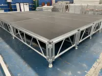 4 'X 8' Finition antidérapante Performance durable Truss de scène mobile d'extérieur Mise en scène portable en aluminium