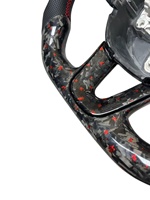 Volant sport personnalisé en fibre de carbone forgée avec 3 branches et garniture en cuir PU rouge pour Dodge SRT Hellcat Redeye